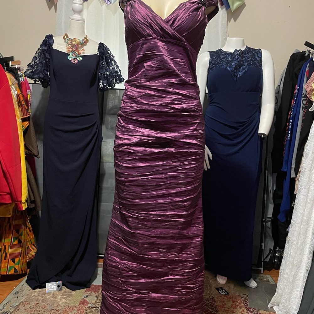Alex Evenings Purple Ruched Backless Maxi Dress